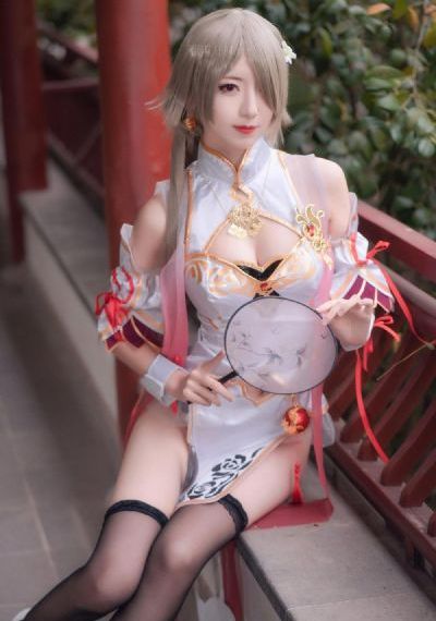 校花驾到之极品校花