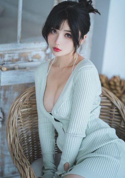 商务旅行戴绿帽子女老板同房