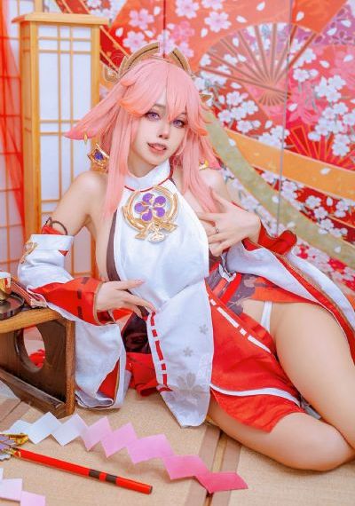 伊蒂丝女皇全集免费