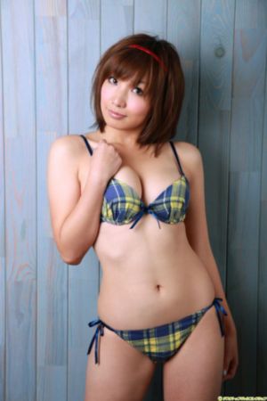 女狱秘闻